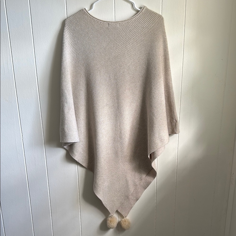 Neiman Marcus Beige Poncho with Rabbit Fur Poofs - Picture 3 of 5